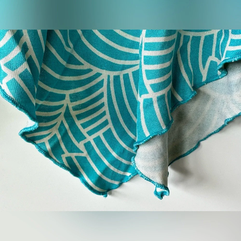 Diane Von Furstenberg Silk Jersey Turquoise skirt, size 8